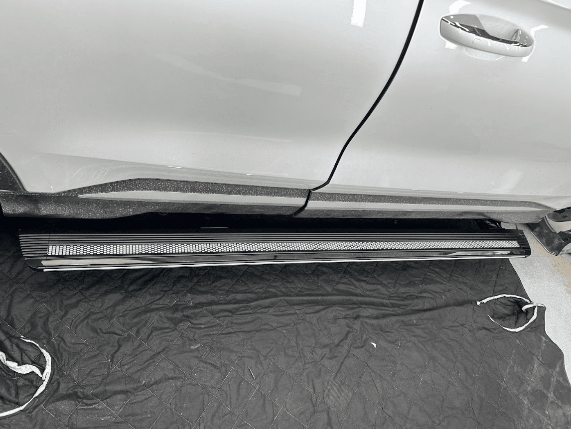 Xevaban.com ở 214 Giải Phóng là đơn vị chuyên cung cấp phụ kiện oto, đồ chơi oto, phụ tùng oto, phụ kiện jaecoo j7, đồ chơi jaecoo j7, xevaban, 214 giải phóng, bậc bước điện jaecoo j7, bậc lên xuống tự động jaecoo j7, bậc bước tự động jaecoo j7.